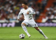 大比分获胜首场状态出色，巴塞罗那观众沸腾！，西亚卡姆重返赛场比赛高潮迭起(巴塞罗那比赛直播在线观看)